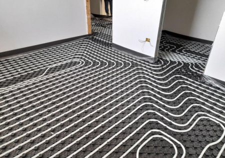 Les avantages du plancher chauffant pour votre confort domestique